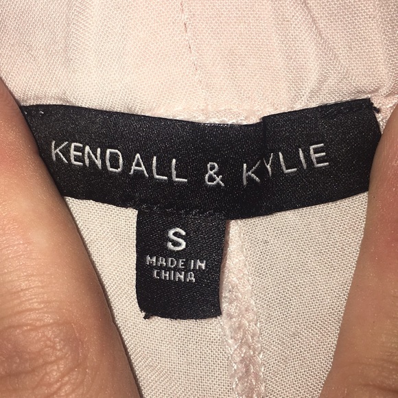 Kendall & Kylie shorts - Picture 3 of 3